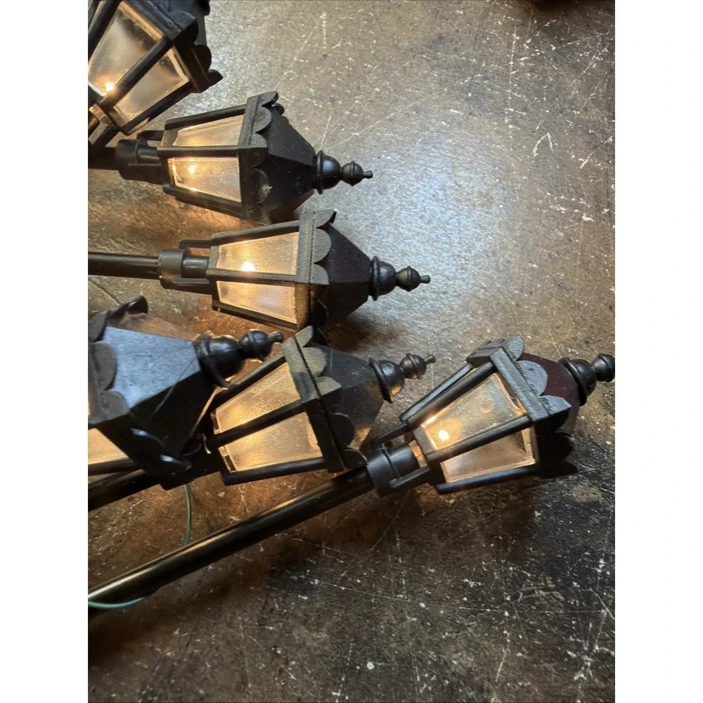 Vintage Christmas‎ Village Lighted Street Lamp Posts Battery Operated Lot of 3